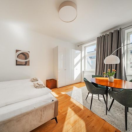 Sonnige Altbauwohnung Nahe Wien Hauptbahnhof Exterior foto
